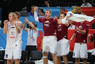 Latviai pranoko favoritais laikytus slovėnus ir pateko į ketvirtfinalį